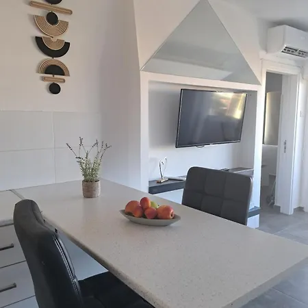 Flamingo Spot Apartament Larnaca